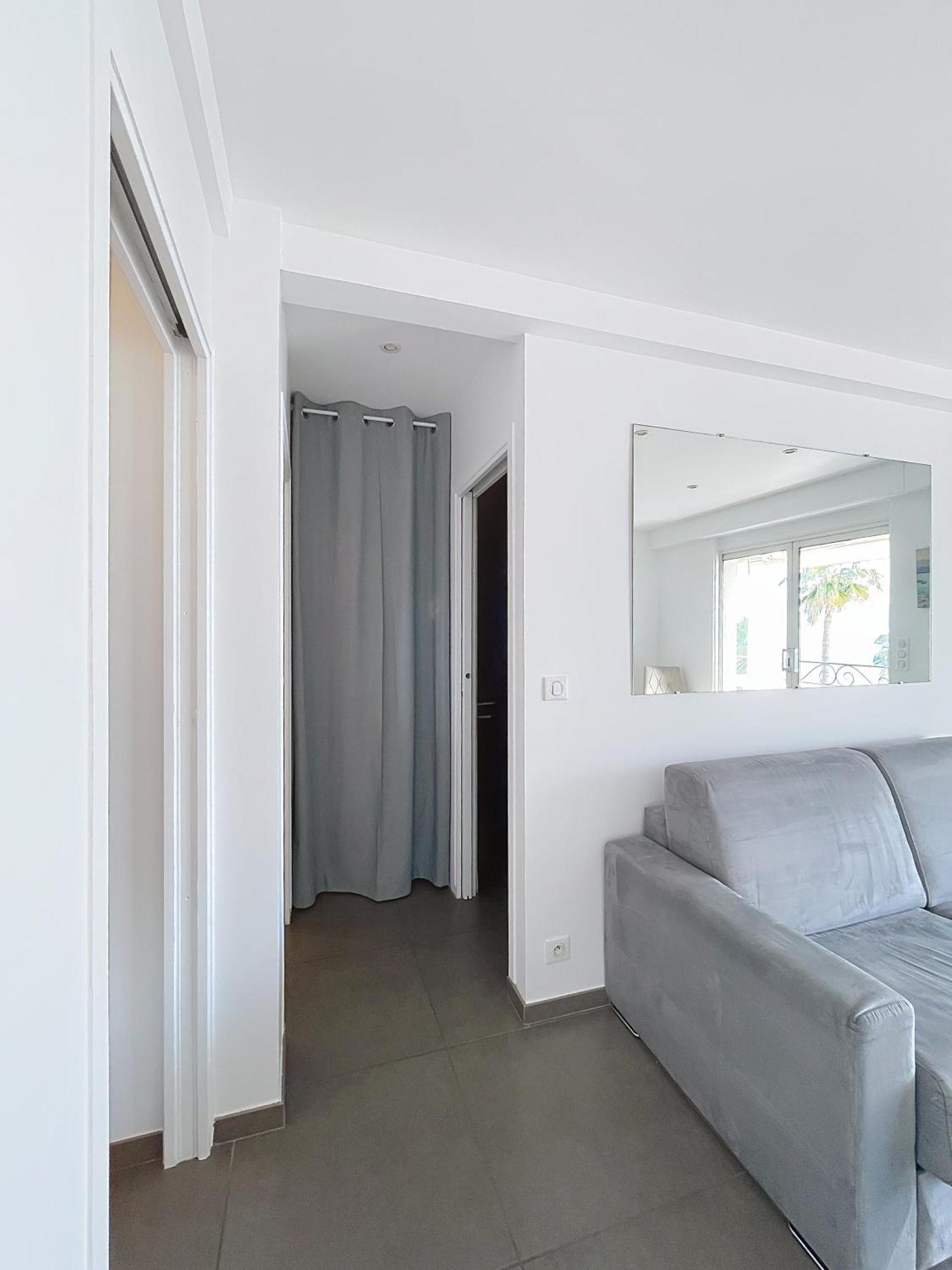 Croisette I - 4 Pers - Front De - Climatise *